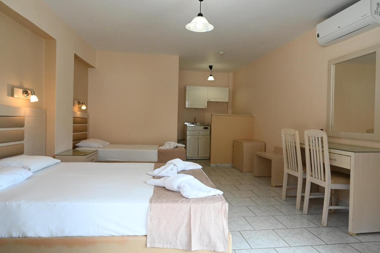 Otel Surf 2*